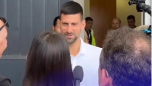 KRALJ JE STIGAO! Novak Đoković sleteo u Australiju (VIDEO) KRALJ JE STIGAO! Novak Đoković sleteo u Australiju (VIDEO)