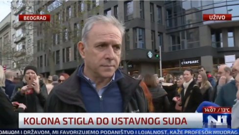 PONOŠ PRIZNAO: I Proglas i Miloš Jovanović - Svi su oni Đilasovi (VIDEO) PONOŠ PRIZNAO: I Proglas i Miloš Jovanović - Svi su oni Đilasovi (VIDEO)
