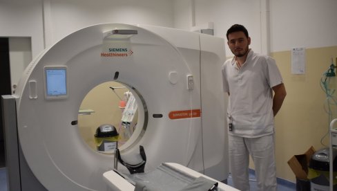 СИРИЈАЦ РЕДОМ ЛЕЧИ ПО БАНАТУ: Др Сами Хашим (32) професионалну срећу пронашао у Кикинди СИРИЈАЦ РЕДОМ ЛЕЧИ ПО БАНАТУ: Др Сами Хашим (32) професионалну срећу пронашао у Кикинди