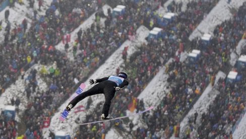 ZA ISTORIJU SPORTA: Osvojio Novogodišnju turneju bez ijedne pobede na četiri skakaonice! ZA ISTORIJU SPORTA: Osvojio Novogodišnju turneju bez ijedne pobede na četiri skakaonice!