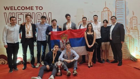 NAJBOLJI NA SVETU: Istorijski uspeh naših studenta na Svetskom debatnom prvenstvu NAJBOLJI NA SVETU: Istorijski uspeh naših studenta na Svetskom debatnom prvenstvu