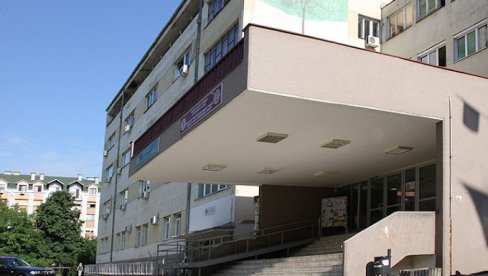 VUČIĆ OSLOBODIO NIŠ: Od svenarodnog sabora, samo fakultet za fakultetom počinje sa radom!