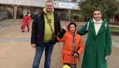 ЈЕДНОМ КАДА НАС НЕ БУДЕ... Огњен, син ратног ветерана, се бори против тешке болести, а родитељи немају ни кров над главом