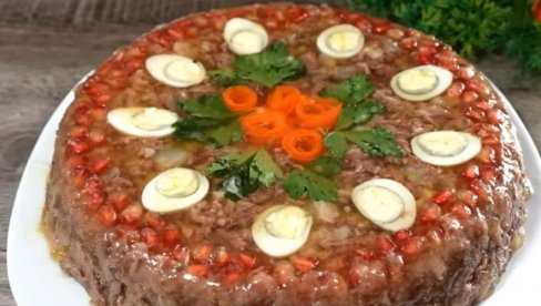 SAVRŠENO PREDJELO ZA ARANĐELOVDAN: Tradicionalan, a jednostavan recept za pihtije neodoljivog ukusa