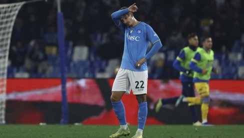 LUDILO ZA SKUDETO SE NASTAVLJA! Napoli kiksnuo protiv Đenove, Inter profitirao LUDILO ZA SKUDETO SE NASTAVLJA! Napoli kiksnuo protiv Đenove, Inter profitirao