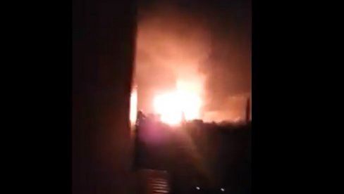 POČELA OFANZIVA: Amerika i Britanija otpočele vazdušne napade na Hute u Jemenu (VIDEO) POČELA OFANZIVA: Amerika i Britanija otpočele vazdušne napade na Hute u Jemenu (VIDEO)