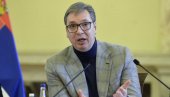 VUČIĆ O STRAVIČNOM POŽARU U BLOKU 70: Istraga će pokazati da li je nameran ili slučajan - zadovoljan sam zbog upotrebe hamova u gašenju