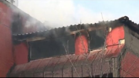 STAN U POTPUNOSTI IZGOREO: Situacija na Banjici pod kontrolom (FOTO)