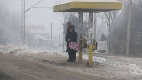 SRBIJA SE PONOVO ZABELELA: Sneg uveliko veje u ovim delovima zemlje praćen drastičnim padom temperature (FOTO)