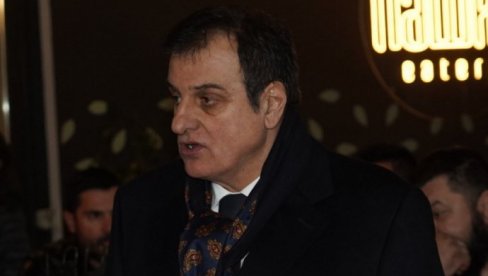 МИОДРАГ МИЋА СОВТИЋ - ЏЕЈЕВ НАЈБОЉИ ПРИЈАТЕЉ: Недостаје ми сваки дан МИОДРАГ МИЋА СОВТИЋ - ЏЕЈЕВ НАЈБОЉИ ПРИЈАТЕЉ: Недостаје ми сваки дан