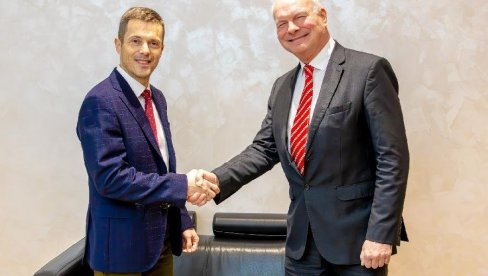 RUDNA BOGADSTVA NEDOVOLJNO ISKORIŠĆENA: Tržište u Crnoj Gori i geopolitičke promene RUDNA BOGADSTVA NEDOVOLJNO ISKORIŠĆENA: Tržište u Crnoj Gori i geopolitičke promene
