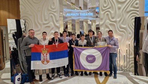 SEDAM ĐAKA , SEDAM MEDALJA: Učenici Matematičke gimanzije nastavljaju sa sjajnim rezultatima SEDAM ĐAKA , SEDAM MEDALJA: Učenici Matematičke gimanzije nastavljaju sa sjajnim rezultatima