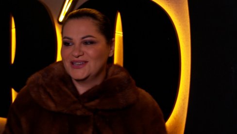 SLAVIĆE SE NA VIŠE STRANA: Jana Todorović istakla da sprema veliku žurku i muzičko iznenađenje (VIDEO) SLAVIĆE SE NA VIŠE STRANA: Jana Todorović istakla da sprema veliku žurku i muzičko iznenađenje (VIDEO)