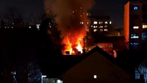 ZAPALIO SE PELET U ODVOJENOJ KOTLARNICI U KUĆI: Detalji požara u Zemunu, vatrogasci brzo reagovali (VIDEO) ZAPALIO SE PELET U ODVOJENOJ KOTLARNICI U KUĆI: Detalji požara u Zemunu, vatrogasci brzo reagovali (VIDEO)