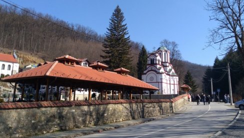 U MANASTIRU TUMANE 1. JUNA: Presvlačenje moštiju svetog Zosima Tumanskog Čudotvorca