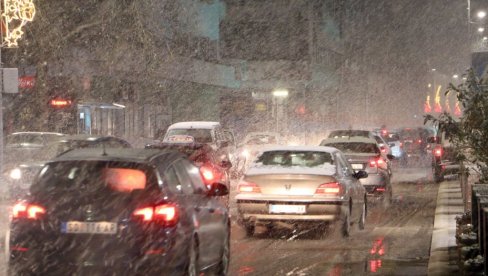 OVDE ĆE PASTI DO 15 CM SNEGA: Stiže hladni front, a onda preokret - vremenska prognoza do kraja marta OVDE ĆE PASTI DO 15 CM SNEGA: Stiže hladni front, a onda preokret - vremenska prognoza do kraja marta