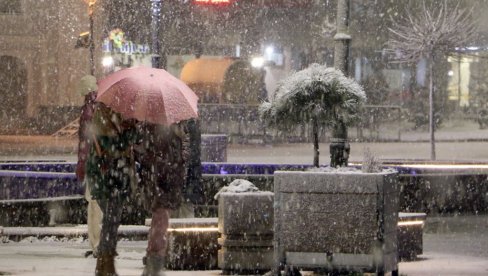 PONOVO ĆE SE ZABELETI SRBIJA: Evo kad nam stiže debeli minus