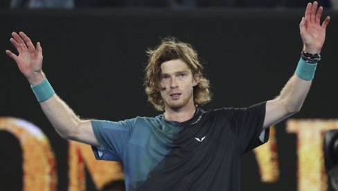 DA LI ĆE 10 BITI SREĆAN BROJ? Rubljov utišao Rod Lejver Arenu i plasirao se u četvrtfinale Australijan opena DA LI ĆE 10 BITI SREĆAN BROJ? Rubljov utišao Rod Lejver Arenu i plasirao se u četvrtfinale Australijan opena