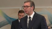 VUČIĆ NA PITANJE NOVOSTI O EKSPU: Stranci su sve videli, oni marljivo rade svoj posao - Sa liderima regiona razgovarao sam o svemu