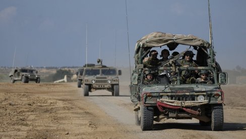 БЛИСКИ ИСТОК СТОЈИ НА ИВИЦИ ПРОВАЛИЈЕ Језиво упозорење Бореља - Морамо да нагазимо кочнице и кренемо уназад