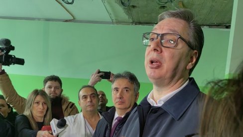 НЕ ПРАВИМО РАЗЛИКУ: Вучић - Обновићемо све три школе у Бујановцу, једну похађају Албанци, друге две Срби НЕ ПРАВИМО РАЗЛИКУ: Вучић - Обновићемо све три школе у Бујановцу, једну похађају Албанци, друге две Срби