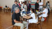 АПЕЛ МЕШТАНИМА ДА БУДУ ХУМАНИ: Акција Црвеног крста у Житишту овог петка АПЕЛ МЕШТАНИМА ДА БУДУ ХУМАНИ: Акција Црвеног крста у Житишту овог петка
