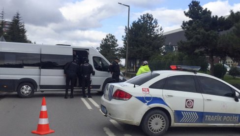 NAPADNUTA POLICIJSKA STANICA: Tinejdžer ubio dva policajca u Izmiru