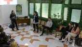 ПОМОЋ ПОВРЕЂЕНИМА У САОБРАЋАЈНОЈ НЕСРЕЋИ: Обука ђака Медицинске школе у Суботици ПОМОЋ ПОВРЕЂЕНИМА У САОБРАЋАЈНОЈ НЕСРЕЋИ: Обука ђака Медицинске школе у Суботици