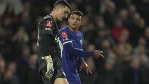 БОМБА У ПОРТУ: Некадашњи фудбалер Челсија, ПСЖ-а и Милана потписао за змајеве