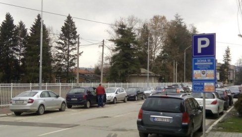 SKUPLJI PARKING I ZAKUP: Nove više cene za Čačane, vlasnike automobila