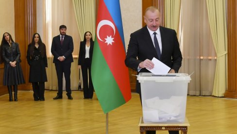 PRVE IZLAZNE ANKETE U AZERBEJDŽANU ŠOKIRALE SVE: Da li je moguće da će Alijev dobiti ovoliko glasova?! PRVE IZLAZNE ANKETE U AZERBEJDŽANU ŠOKIRALE SVE: Da li je moguće da će Alijev dobiti ovoliko glasova?!