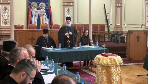 ЗАВРШНА СВЕЧАНОСТ 10. НОВЕМБРА: Прва седница Одбора за обележавање јубилеја сремскокарловачке Богословије (ФОТО) ЗАВРШНА СВЕЧАНОСТ 10. НОВЕМБРА: Прва седница Одбора за обележавање јубилеја сремскокарловачке Богословије (ФОТО)