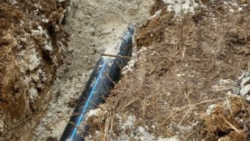 ИСПИРАЊЕ ВОДОВОДНЕ МРЕЖЕ: Делови Барајева од понедељка без воде