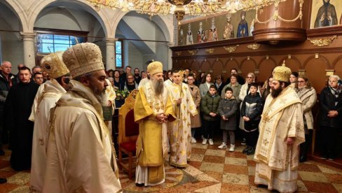 PATRIJARH U DVODNEVNOJ POSETI EPARHIJI DALMATINSKOJ: Povod slava Bogoslovije Sveta Tri Jerarha u manastiru Krki