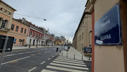 U GLAVNU SE VRATILO 17 LINIJA: Nakon desetomesečnih radova, od danas ponovo prolazi saobraćaj kroz centar Zemuna U GLAVNU SE VRATILO 17 LINIJA: Nakon desetomesečnih radova, od danas ponovo prolazi saobraćaj kroz centar Zemuna