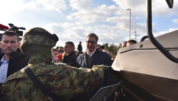 ПРЕДСЕДНИК У НИШУ: Вучић - Србија ће љубоморно да чува своју војну неутралност, али и да штити своје небо и своје грађане (ФОТО/ВИДЕО)