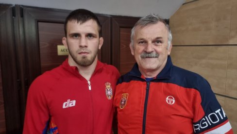 VELIKI USPEH: Rvači Srbije se vratili sa Evropskog prvenstva sa zlatom VELIKI USPEH: Rvači Srbije se vratili sa Evropskog prvenstva sa zlatom