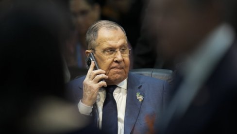 LAVROV UPOZORIO: Rusija spremna da brani svoje interese na Arktiku, uključujući vojne