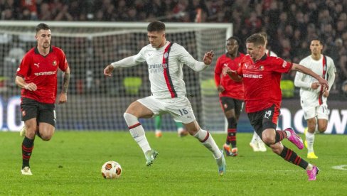 PORAZ KOJI NE BOLI: Milan prošao u osminu finala Lige Evrope, Jović zatresao mrežu Rena (VIDEO)