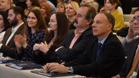 DVA JUBILEJA NA FON: Veliki doprinos ugledu univerziteta DVA JUBILEJA NA FON: Veliki doprinos ugledu univerziteta