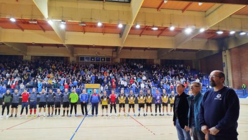 UZBUDLJIVO FUDBALSKO FINALE U PARAĆINU: Slavila Mesna zajednica „Branko Krsmanović“ (FOTO)