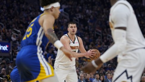 NIKOLA JOKIĆ DOMINIRA U NBA LIGI: Srbin i dalje prvi u MVP trci NIKOLA JOKIĆ DOMINIRA U NBA LIGI: Srbin i dalje prvi u MVP trci