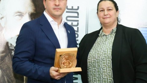 Plivač Andrej Barna dobitnik Medalje Lajoša Vermeša Plivač Andrej Barna dobitnik Medalje Lajoša Vermeša