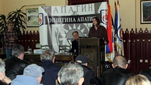 У Апатину подељене борачке легитимације У Апатину подељене борачке легитимације