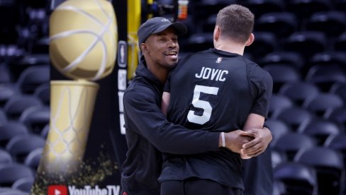 NIKOLA JOVIĆ VEĆ U SRBIJI: Mladi srpski NBA as gledao uživo debakl Zvezde