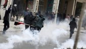 HAOTIČNO U GRČKOJ, STRAVIČNI NEMIRI NA ULICAMA: Desetine hiljada ljudi izašlo na proteste, ovo je razlog (FOTO/VIDEO)