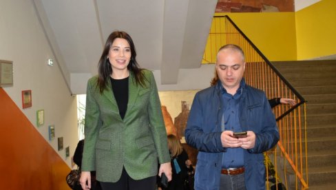 ВУЈОВИЋ У СОКОБАЊИ: Нови систем грејања значајно ће унапредити квалитет ваздуха у центру општине (ФОТО) ВУЈОВИЋ У СОКОБАЊИ: Нови систем грејања значајно ће унапредити квалитет ваздуха у центру општине (ФОТО)