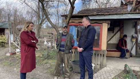 PRVO DOKUMENTA, PA STRUJA: Komesarijat za izbeglice i Grad Čačak pomažu porodici Berić PRVO DOKUMENTA, PA STRUJA: Komesarijat za izbeglice i Grad Čačak pomažu porodici Berić