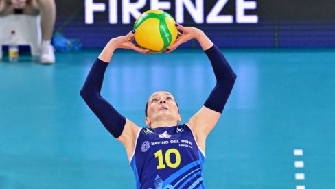 СВАКО ИМА ПРАВО НА ПОДВИГ: Маја Огњеновић и Хена Куртагић играју на Ф4 Лиге шампиона за одбојкашице