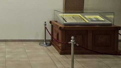 NOVOSTI SAZNAJU - MUČKI UBIJENI POSLANICI RS DOBIĆE BISTE: Skupština Srpske odaje dužnu počast nekadašnjim Tribunima NOVOSTI SAZNAJU - MUČKI UBIJENI POSLANICI RS DOBIĆE BISTE: Skupština Srpske odaje dužnu počast nekadašnjim Tribunima